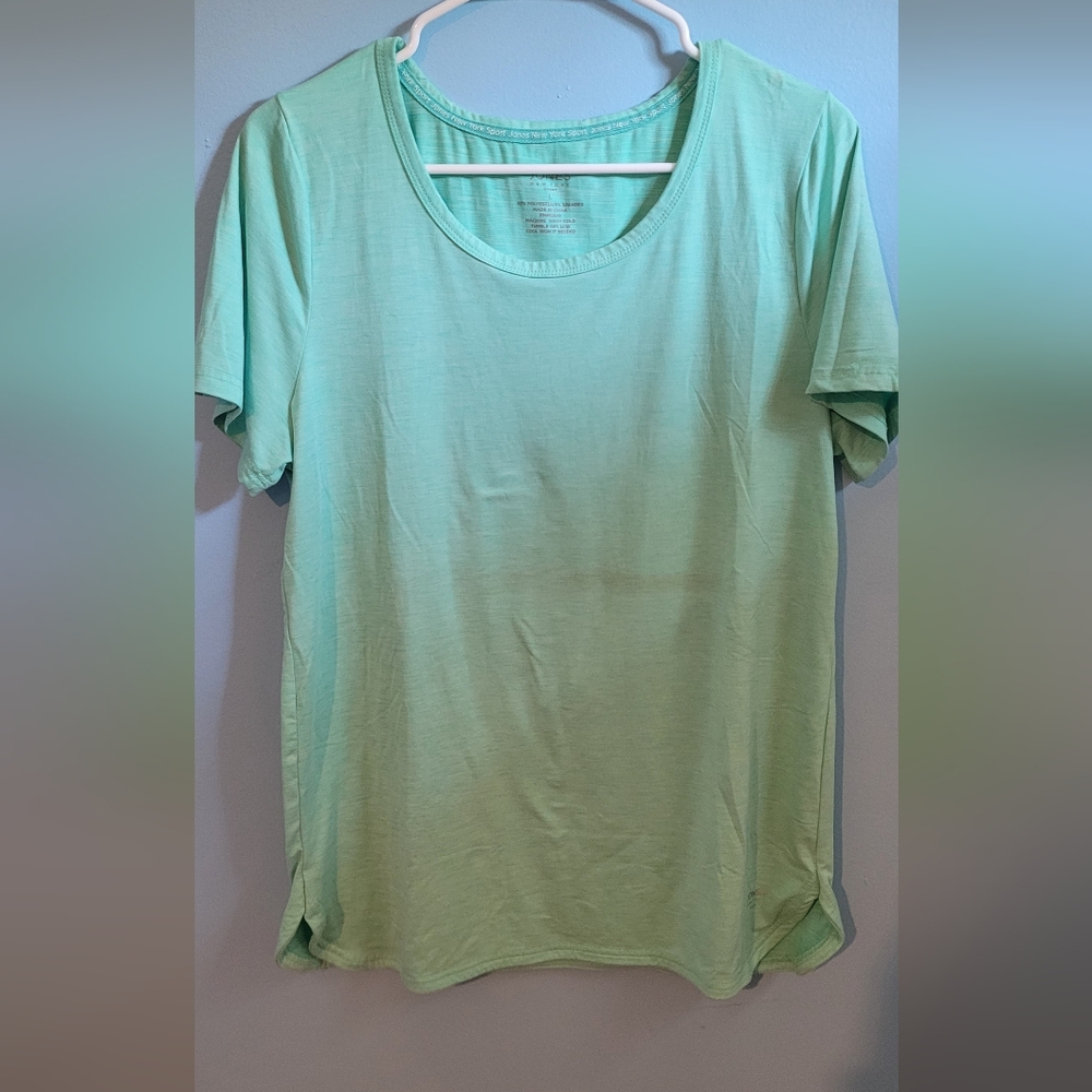 Jones New York Mint Green size Large tee